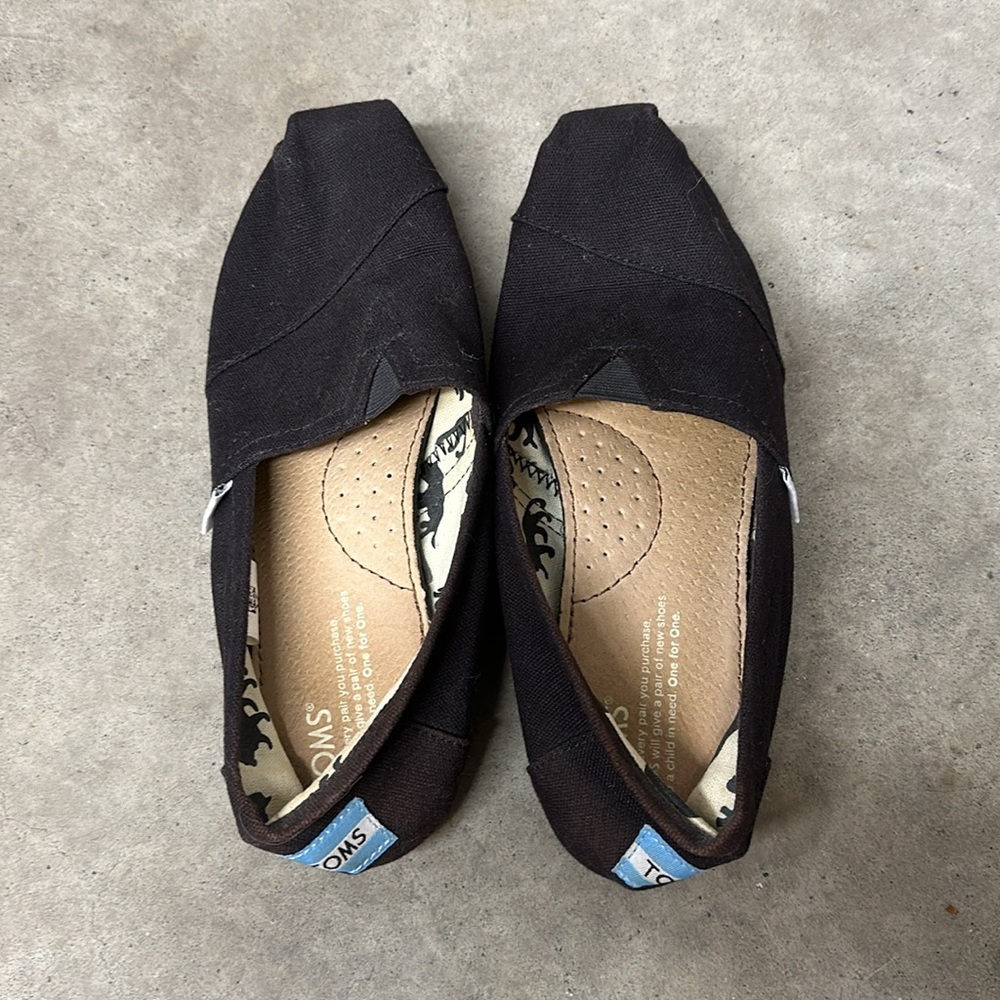 CLASSIC TOMS - Picture 2 of 7